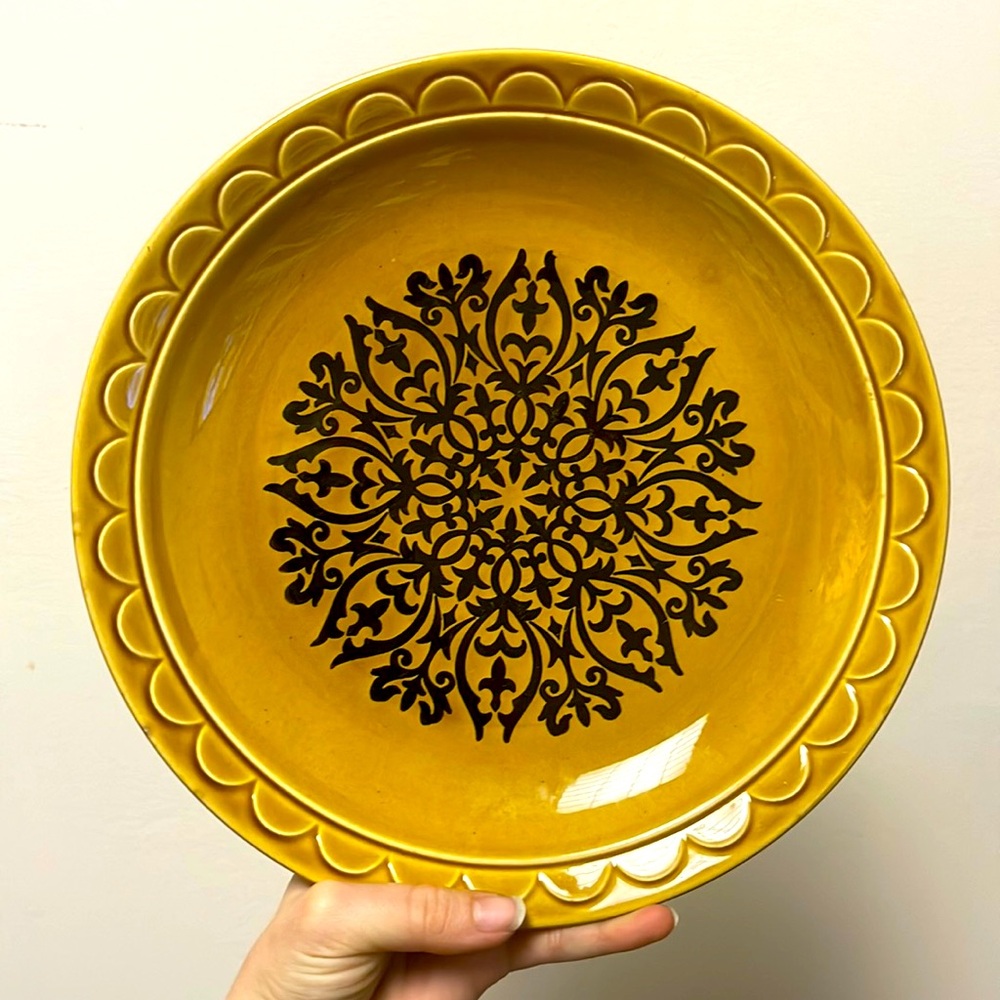 Vintage Coventry Castilian Plate